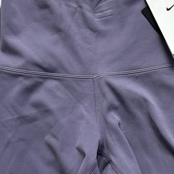 Nike Women's Zenvy Gentle-Support High-Waisted 8" Biker Shorts, XS, Violet, NWT - Picture 3 of 7
